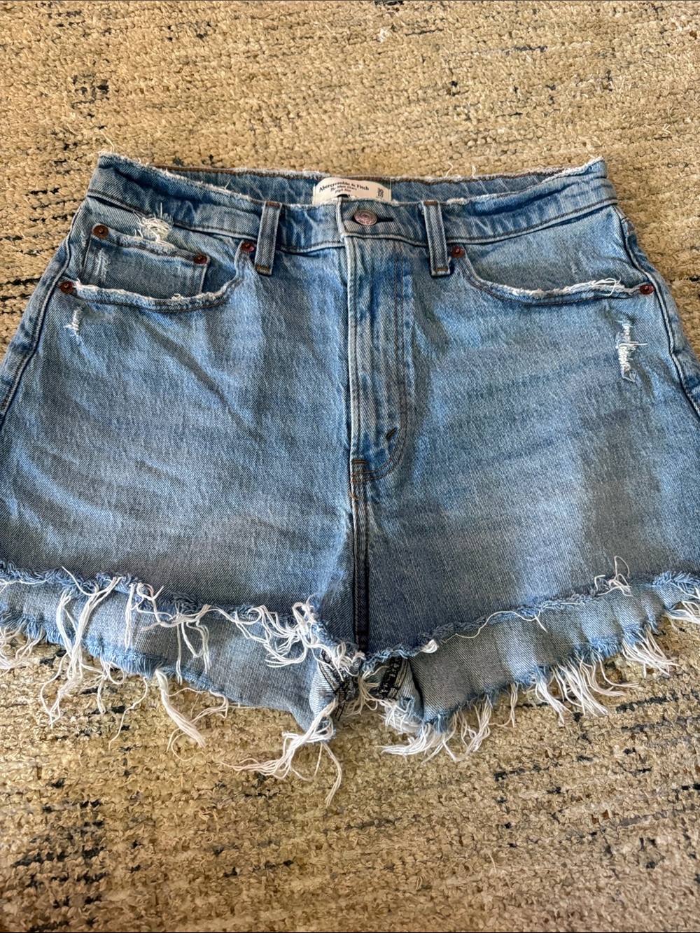 Abercrombie & Fitch Distressed Denim Shorts - Light Blue, Curve Love size 30